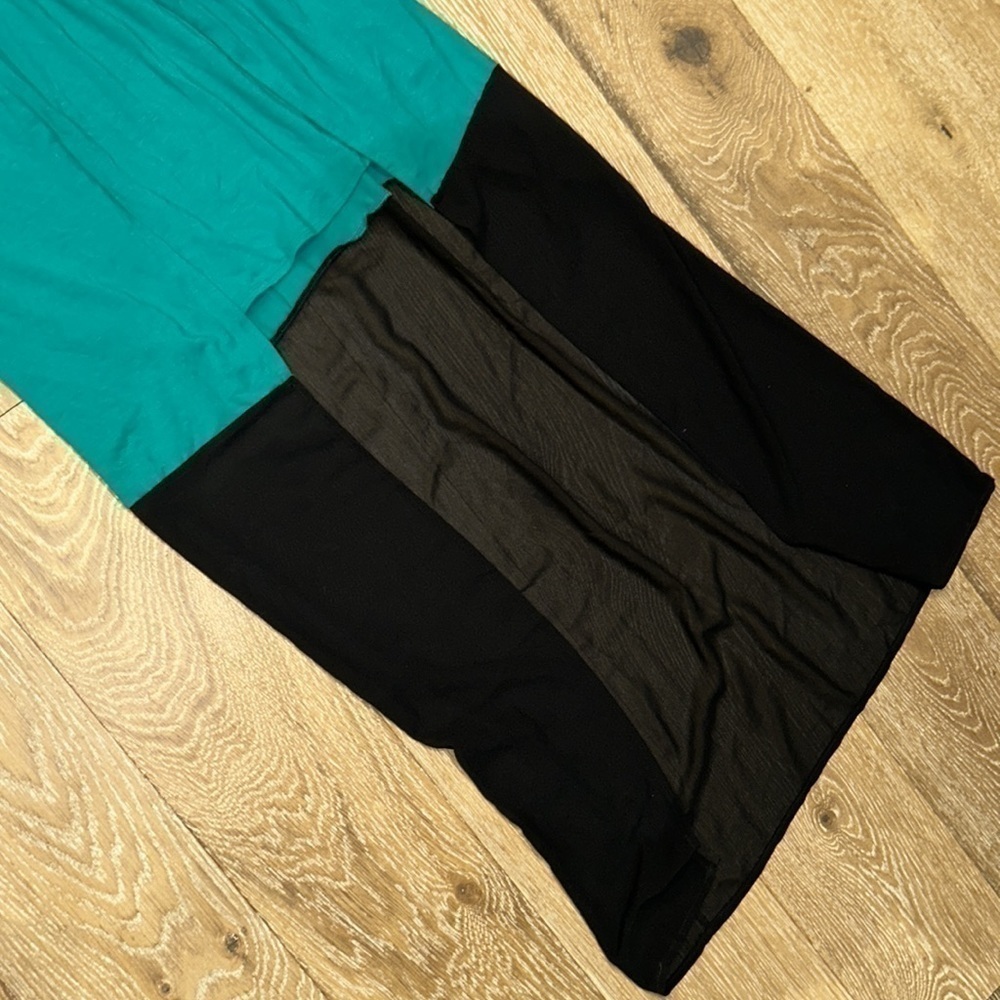 NWT Bebe Dress - Picture 3 of 7